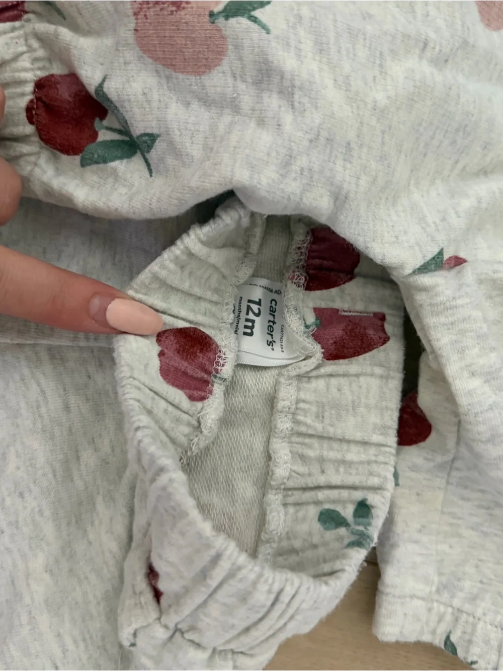 Carters 12m Apple sweatsuit